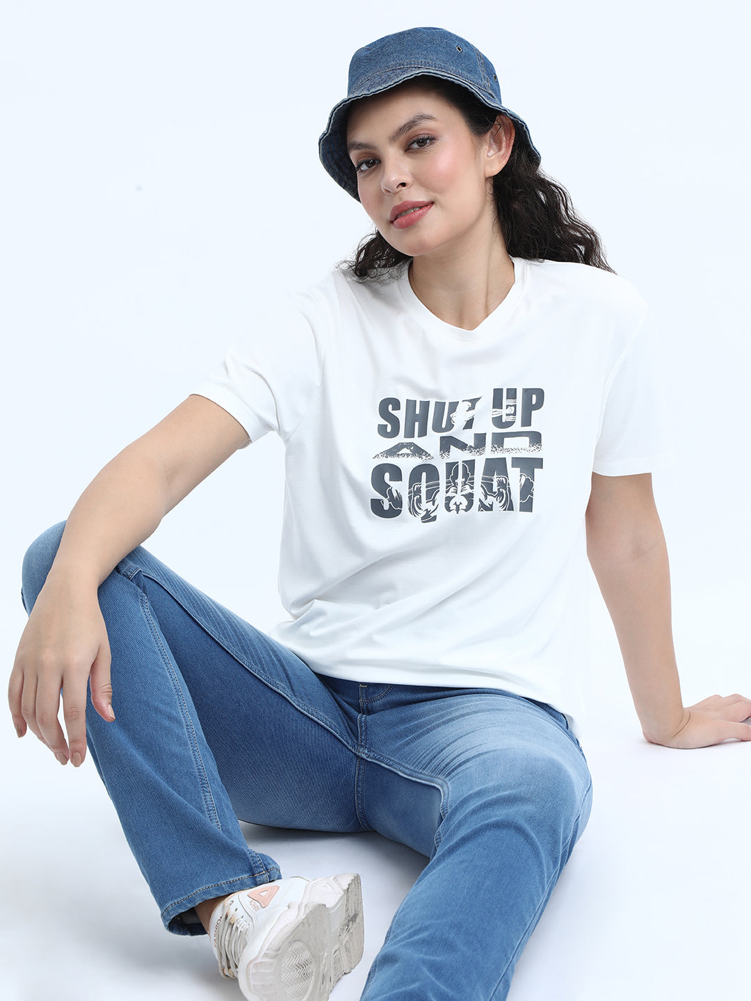 Squat (White)