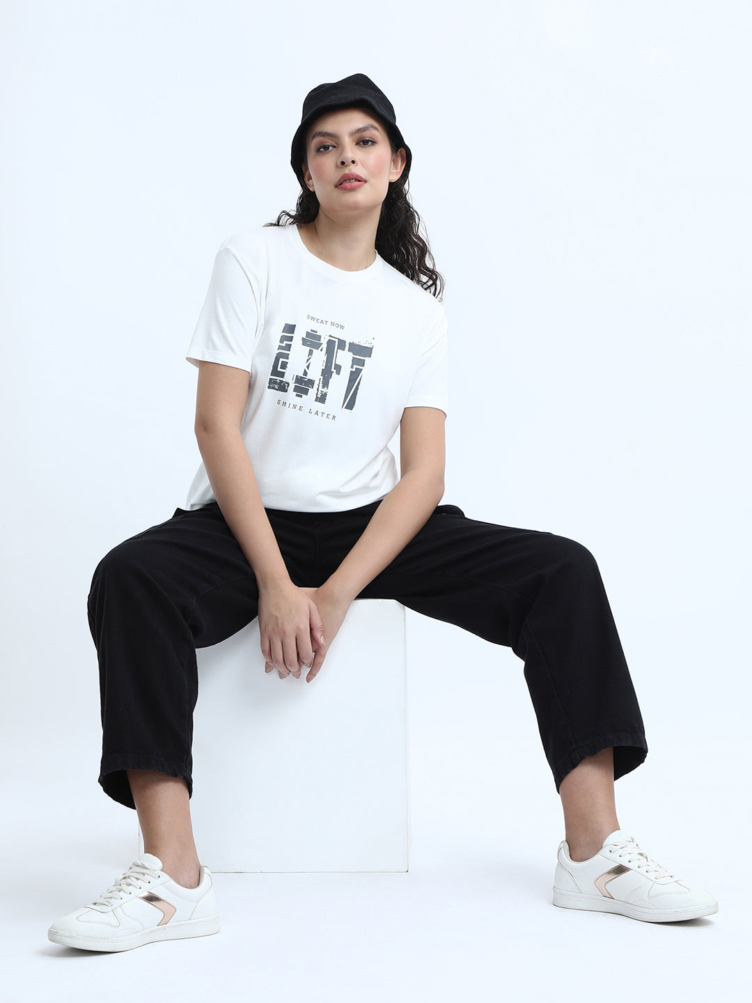 Lift (White)